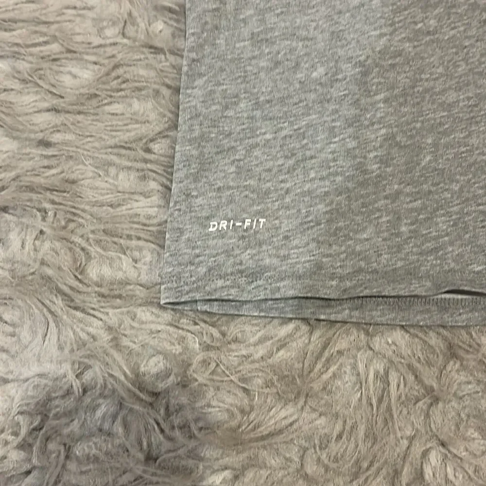 Nike the‎ nike tee swoosh made gray and black logo cotton tshirt